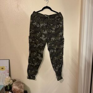 Knox Rose Camouflage Jogger Cargo Pants